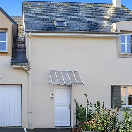 Holiday home Beautiful In Port-en-bessin With 4 Bedrooms And Wifi *