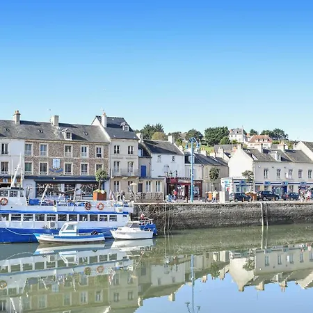 Beautiful In Port-en-bessin With 4 Bedrooms And Wifi * Port-en-Bessin-Huppain